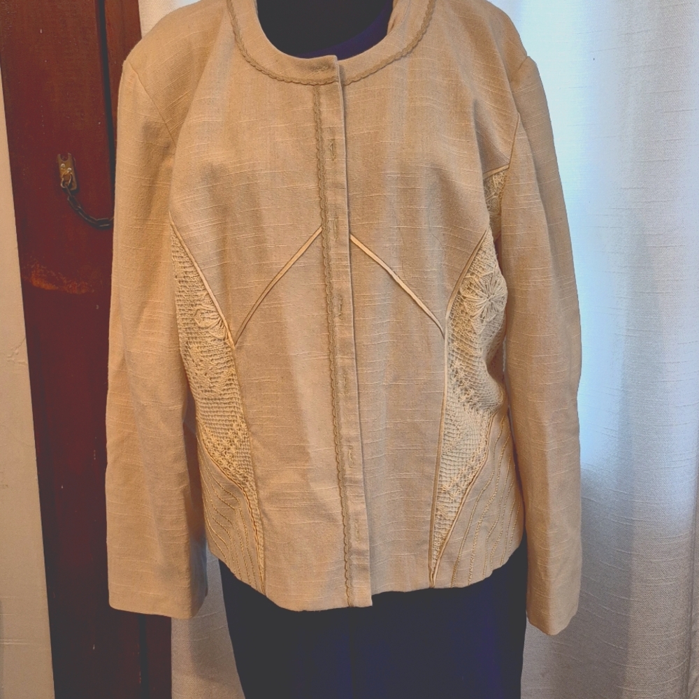 Jacket by Nancy Bolen City Girl size 16 Rayon Cotton Rayon Blend Light Tan Lace